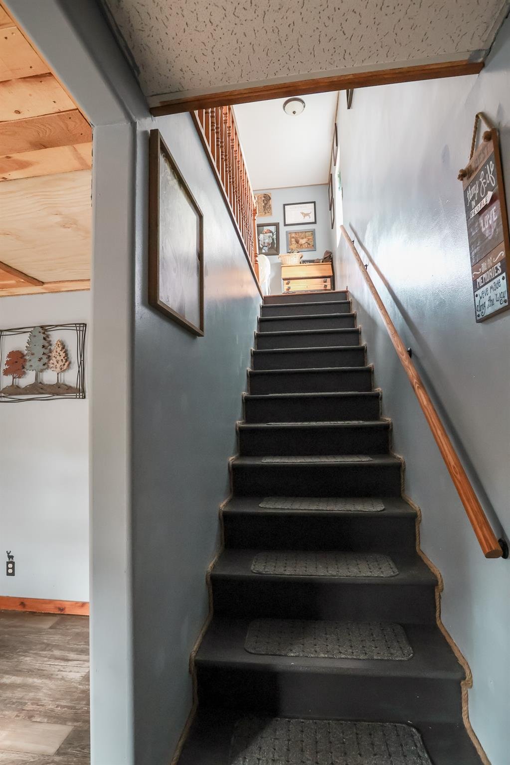upstairs.jpg