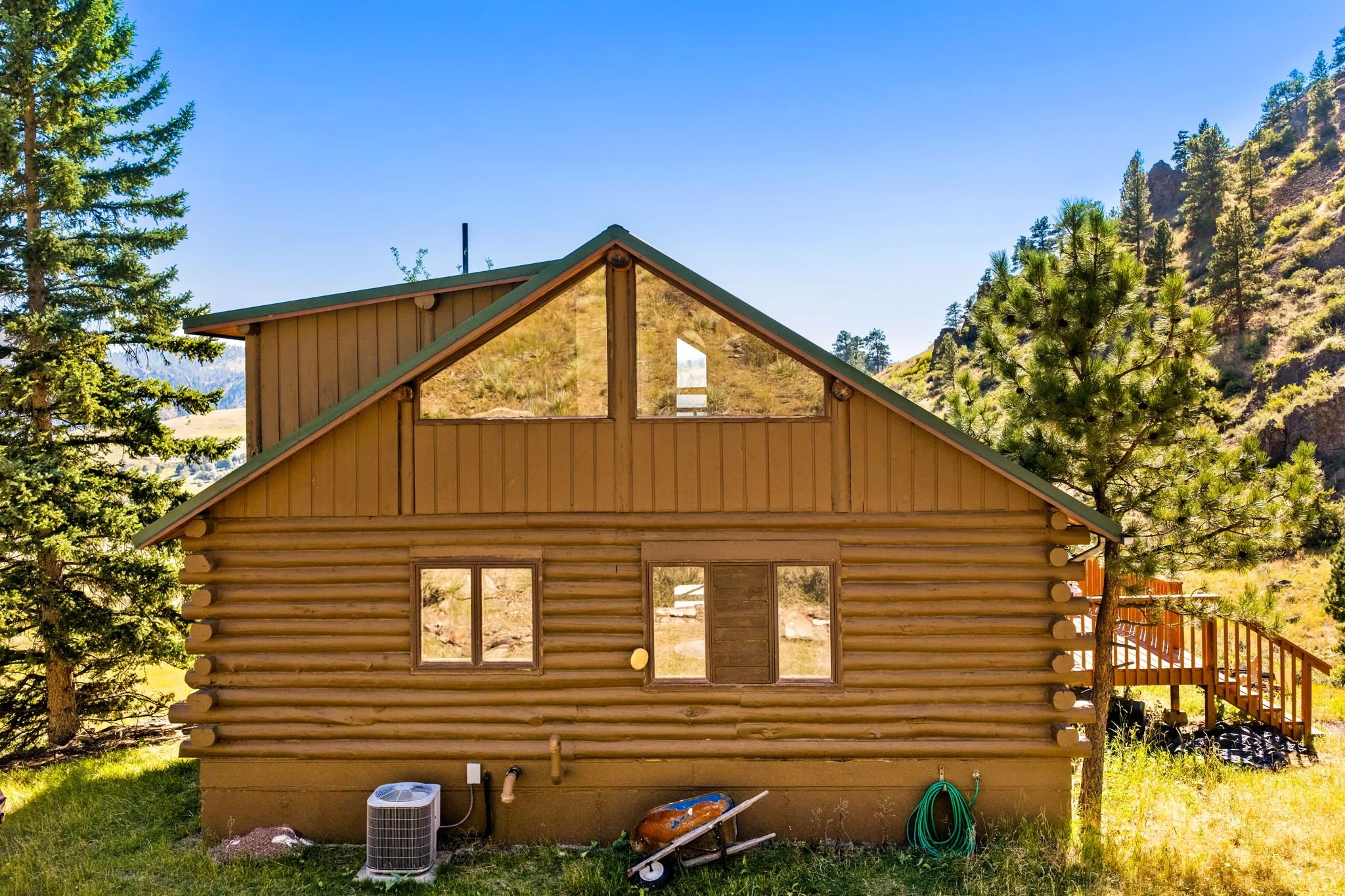 15-web-or-mls-REP-Space-47-Scenic-Valley-Lane-Cascade-MT (15).jpg