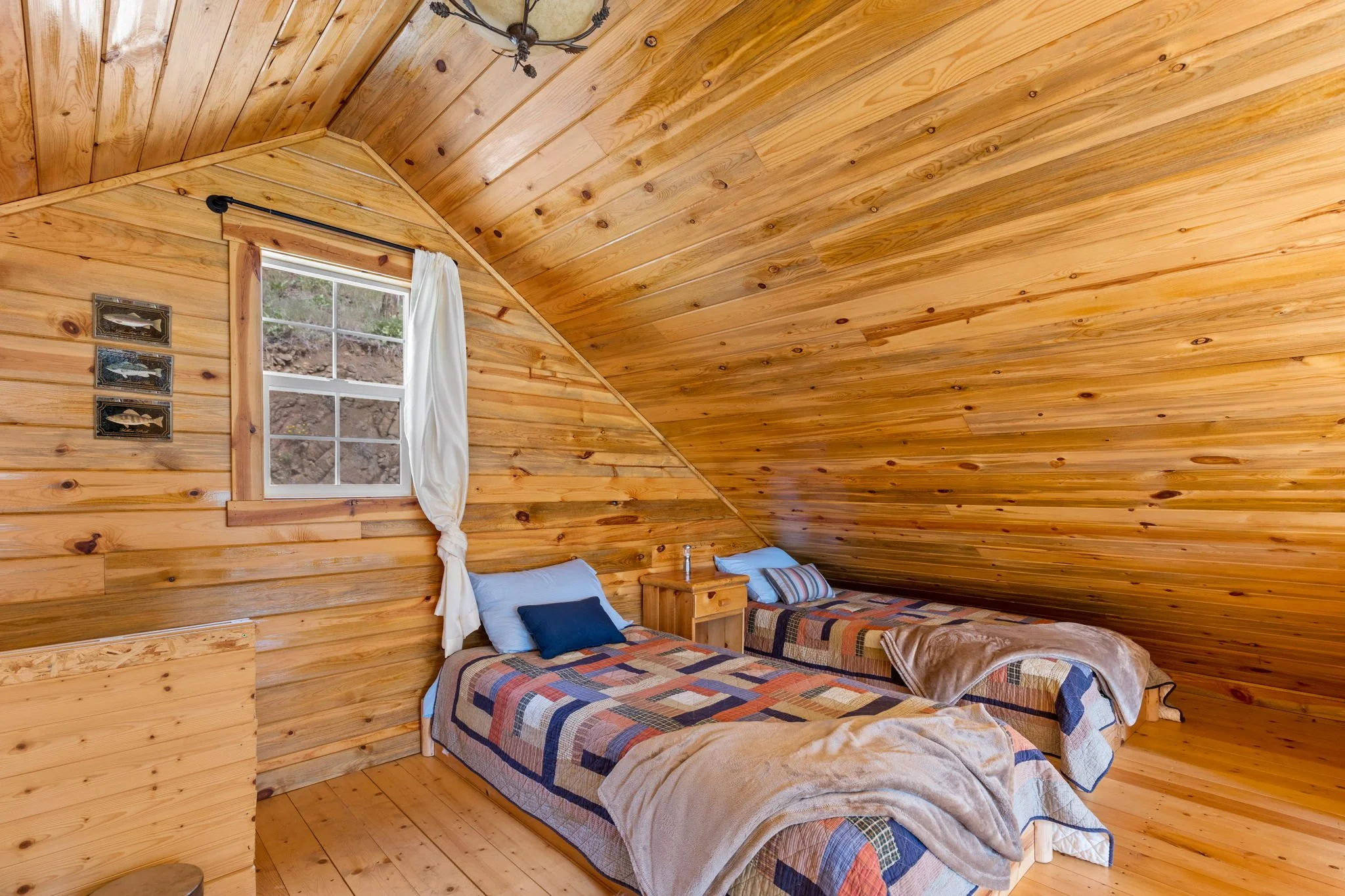 34-web-or-mls-REP-Space-84-Sugarloaf-Mountain-Lane-Cascade-MT (34).jpg