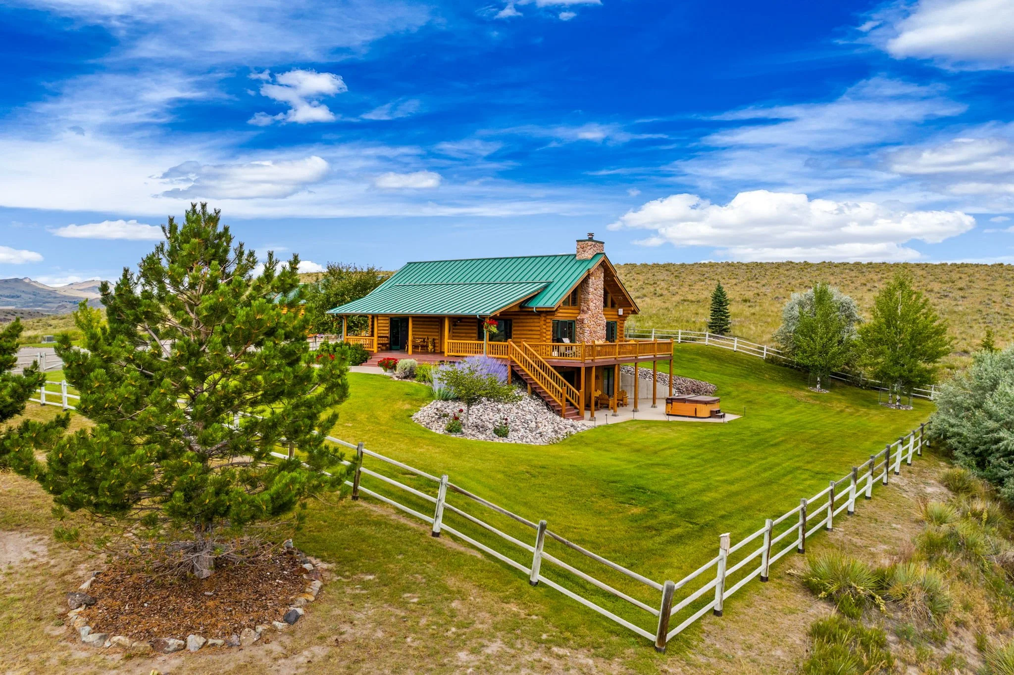 4-web-or-mls-REP-Space-1305-Craig-Frontage-Road-Wolf-Creek-MT (4).jpg