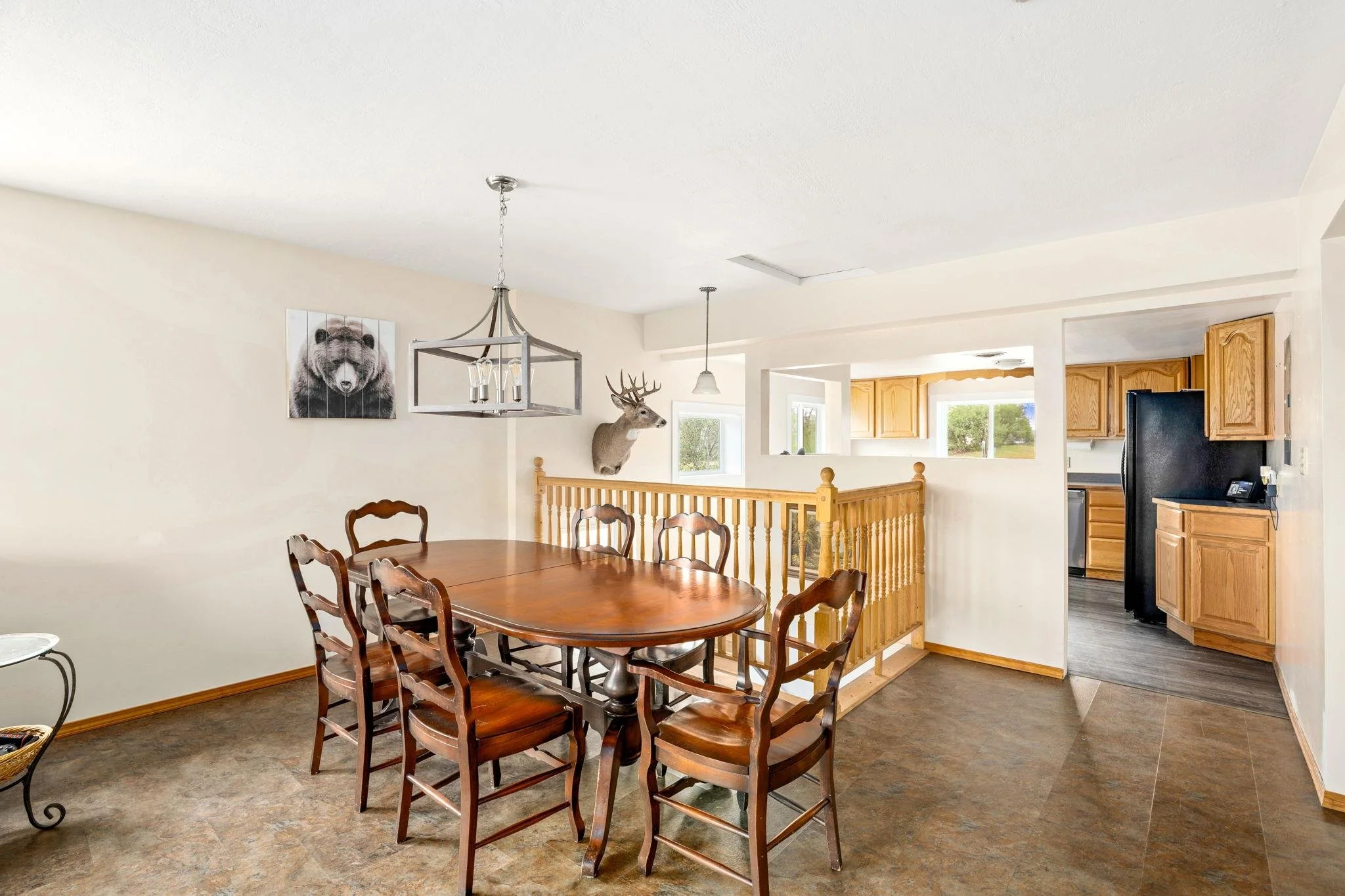 Kitchen area Montana.jpg