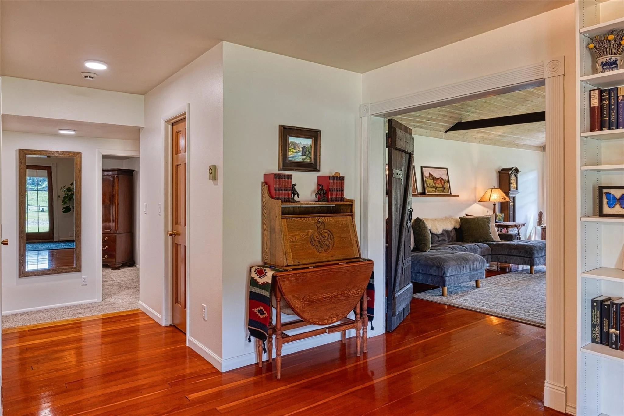 8 N Cooper Lane 30.jpg