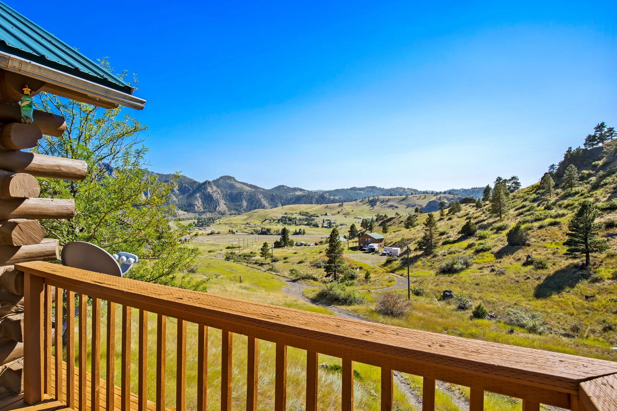 10-web-or-mls-REP-Space-47-Scenic-Valley-Lane-Cascade-MT (10).jpg