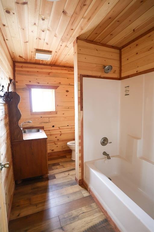 bathroom other room.jpg