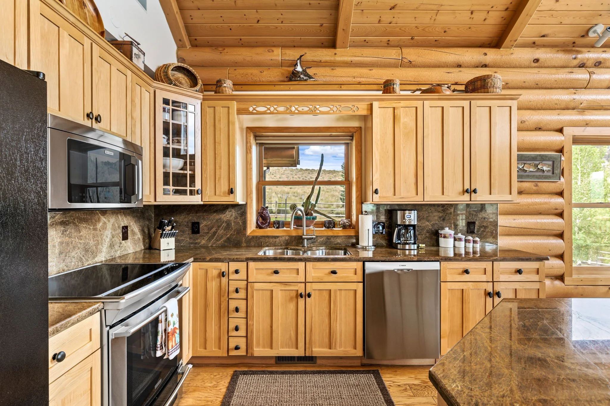 53-web-or-mls-REP-Space-1305-Craig-Frontage-Road-Wolf-Creek-MT (52).jpg