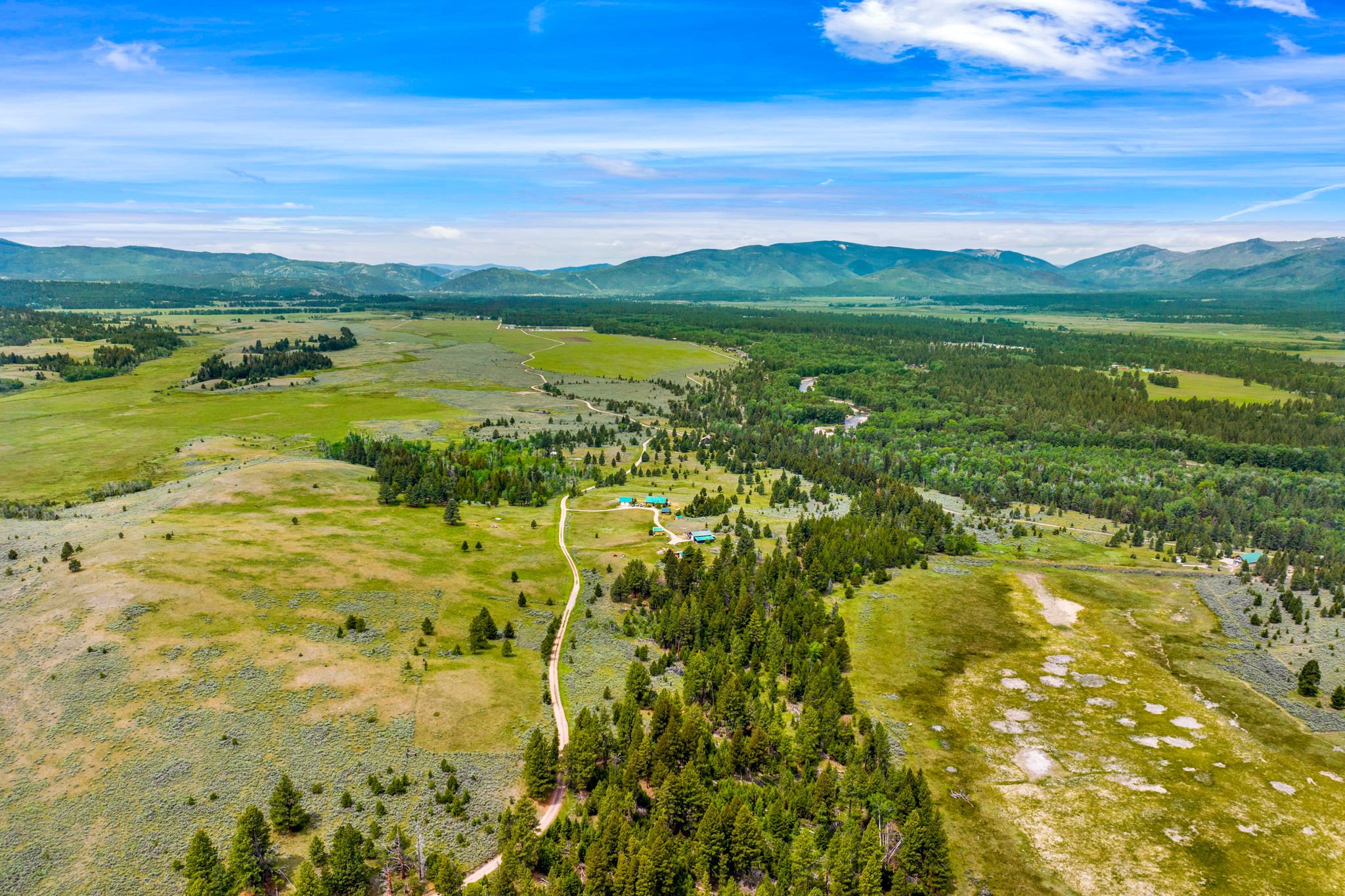 38-web-or-mls-REP-Space-3358-Strandskov-Road-Lincoln-MT (38).jpg