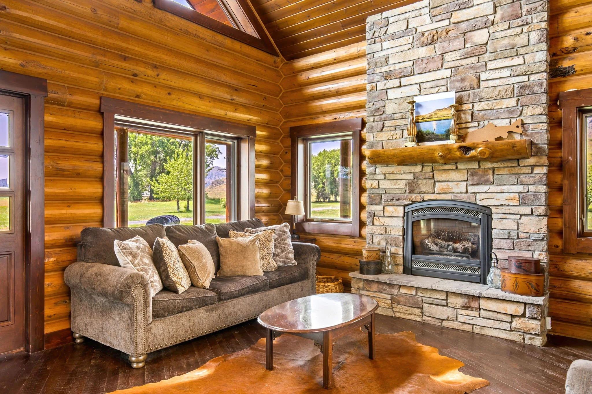 Montana luxury retreat.jpg
