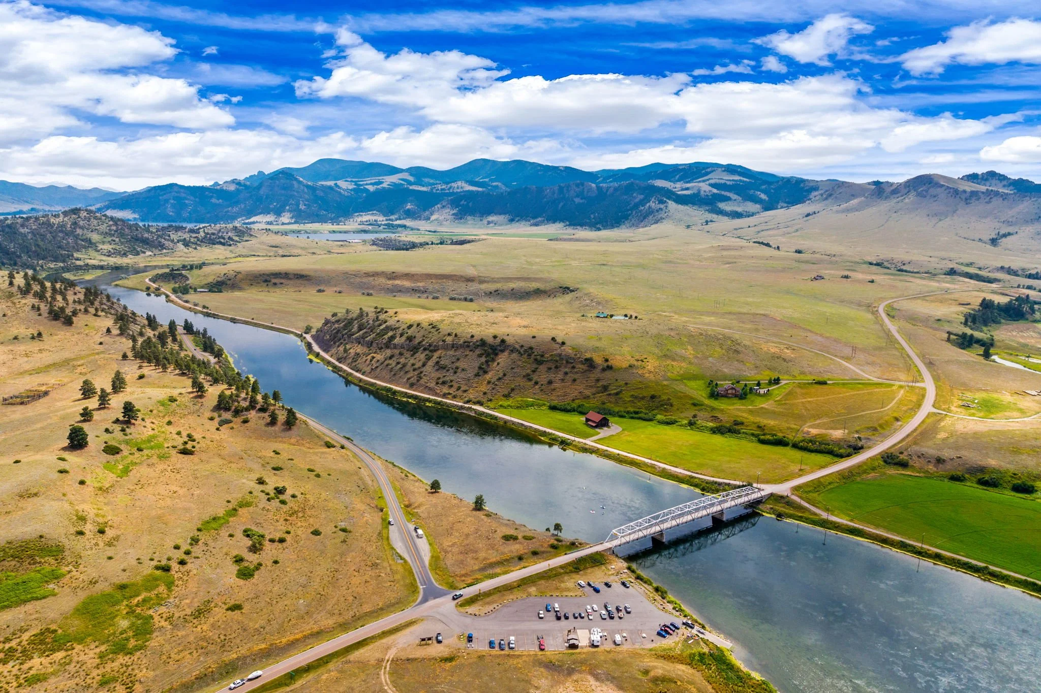 29-web-or-mls-REP-Space-1305-Craig-Frontage-Road-Wolf-Creek-MT (28).jpg