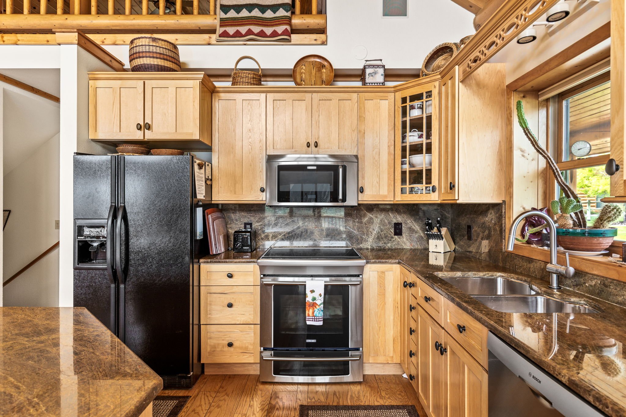 51-web-or-mls-REP-Space-1305-Craig-Frontage-Road-Wolf-Creek-MT (50).jpg