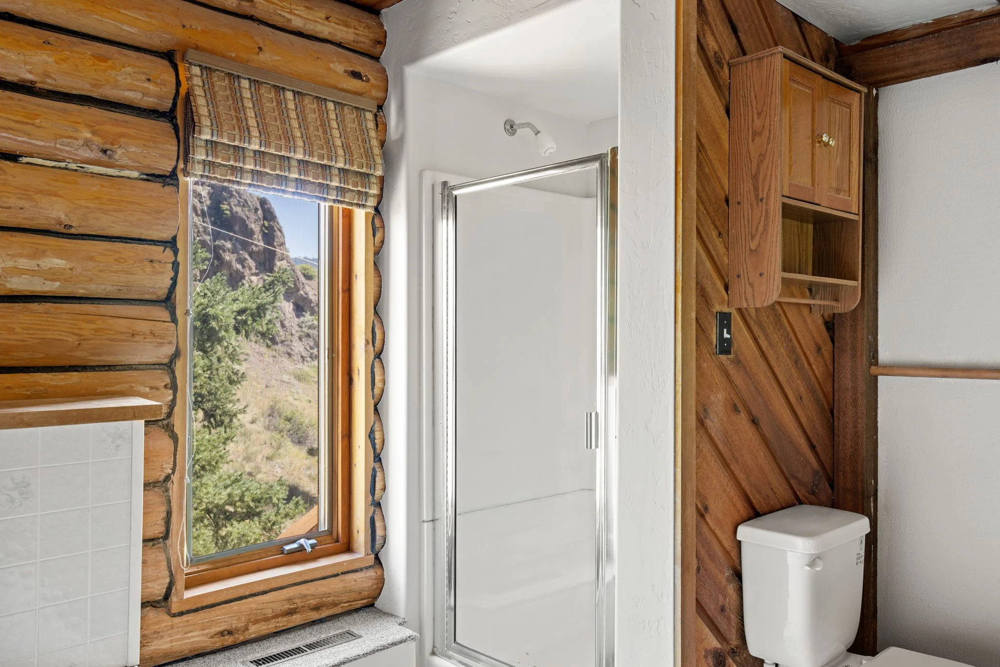58-web-or-mls-REP-Space-47-Scenic-Valley-Lane-Cascade-MT (58).jpg