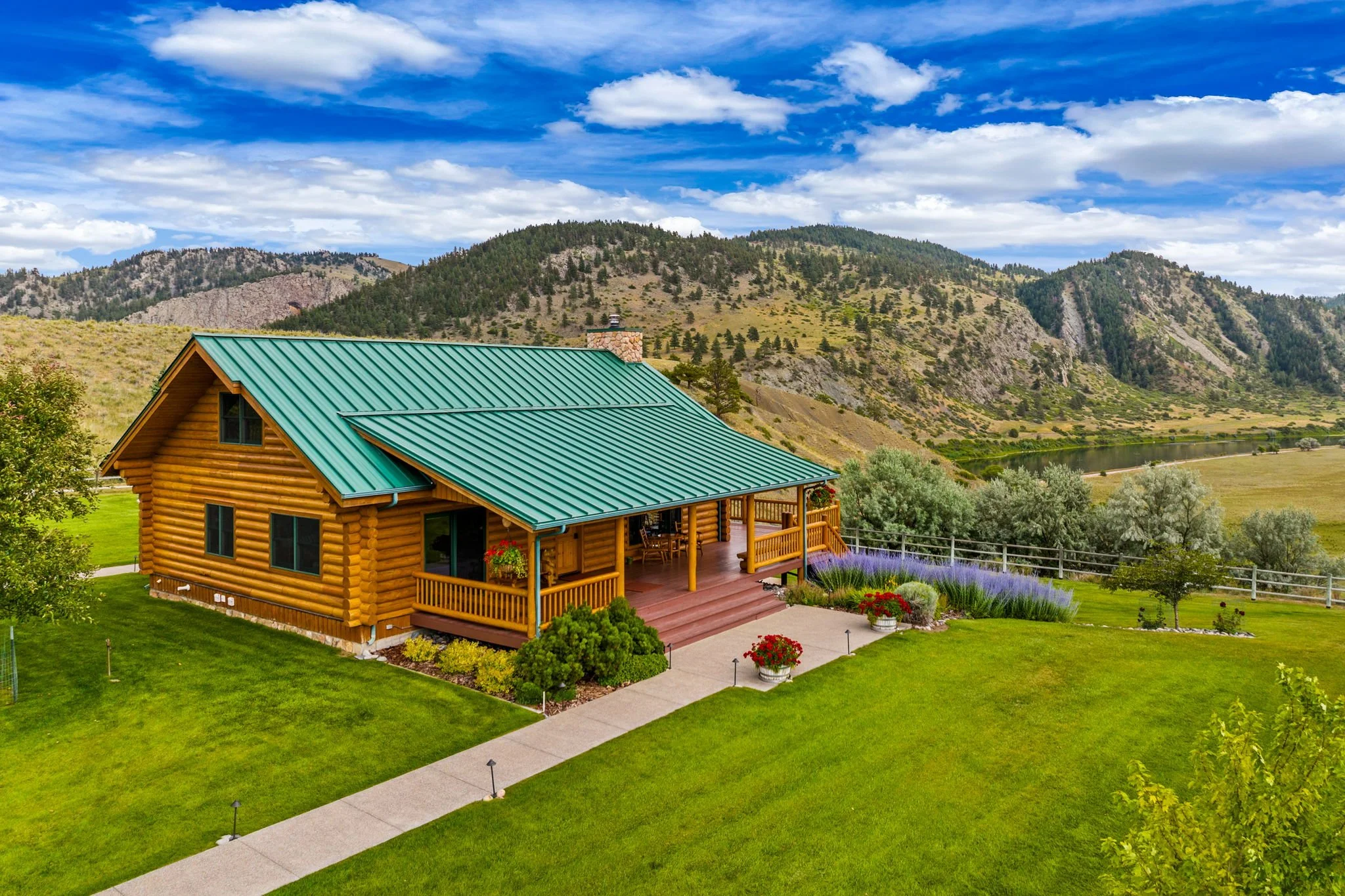 8-web-or-mls-REP-Space-1305-Craig-Frontage-Road-Wolf-Creek-MT (8).jpg