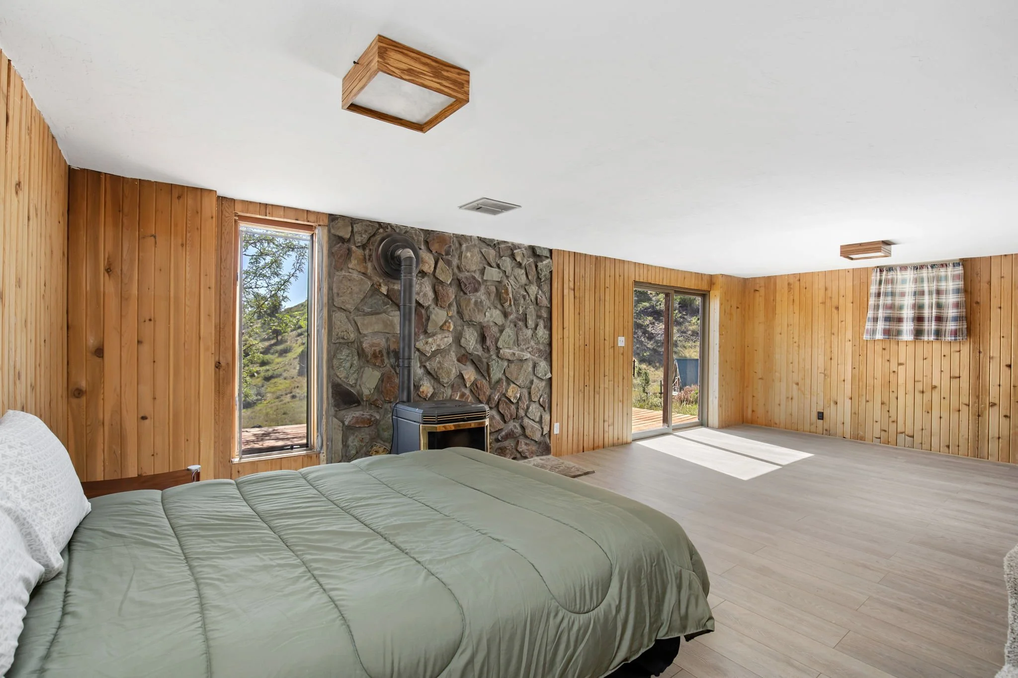 68-web-or-mls-REP-Space-47-Scenic-Valley-Lane-Cascade-MT (68).jpg