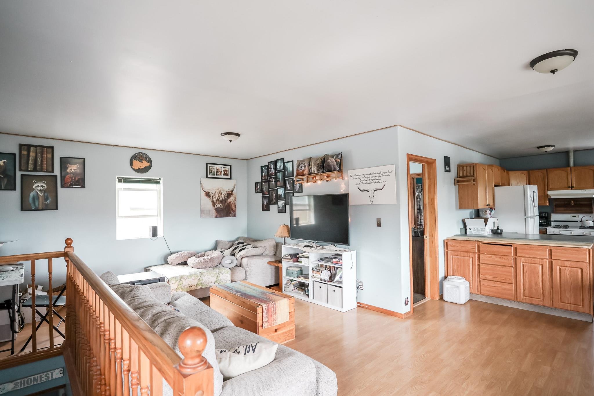 Modern home.jpg