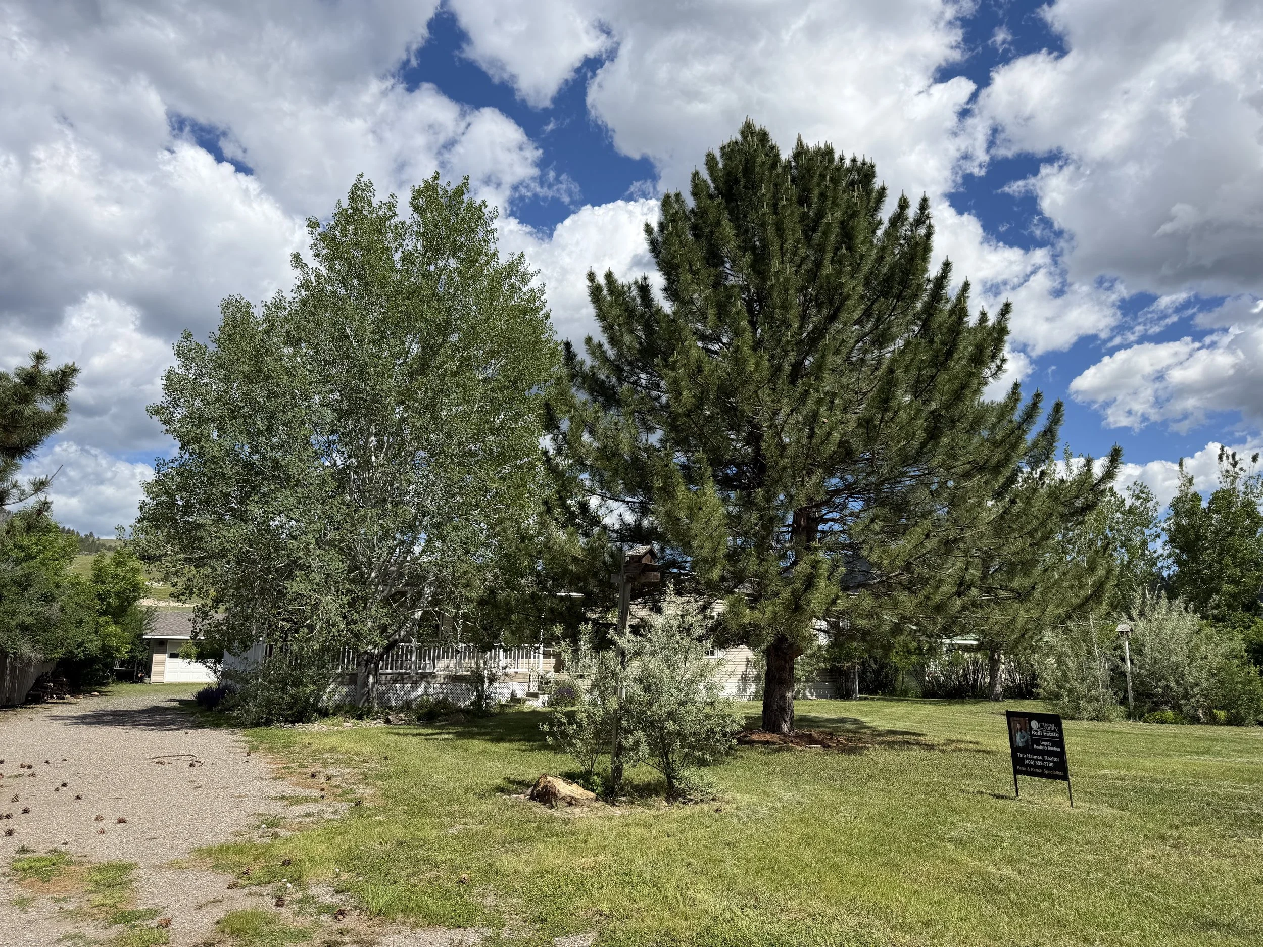 I want a fixxer upper home in montana.jpeg