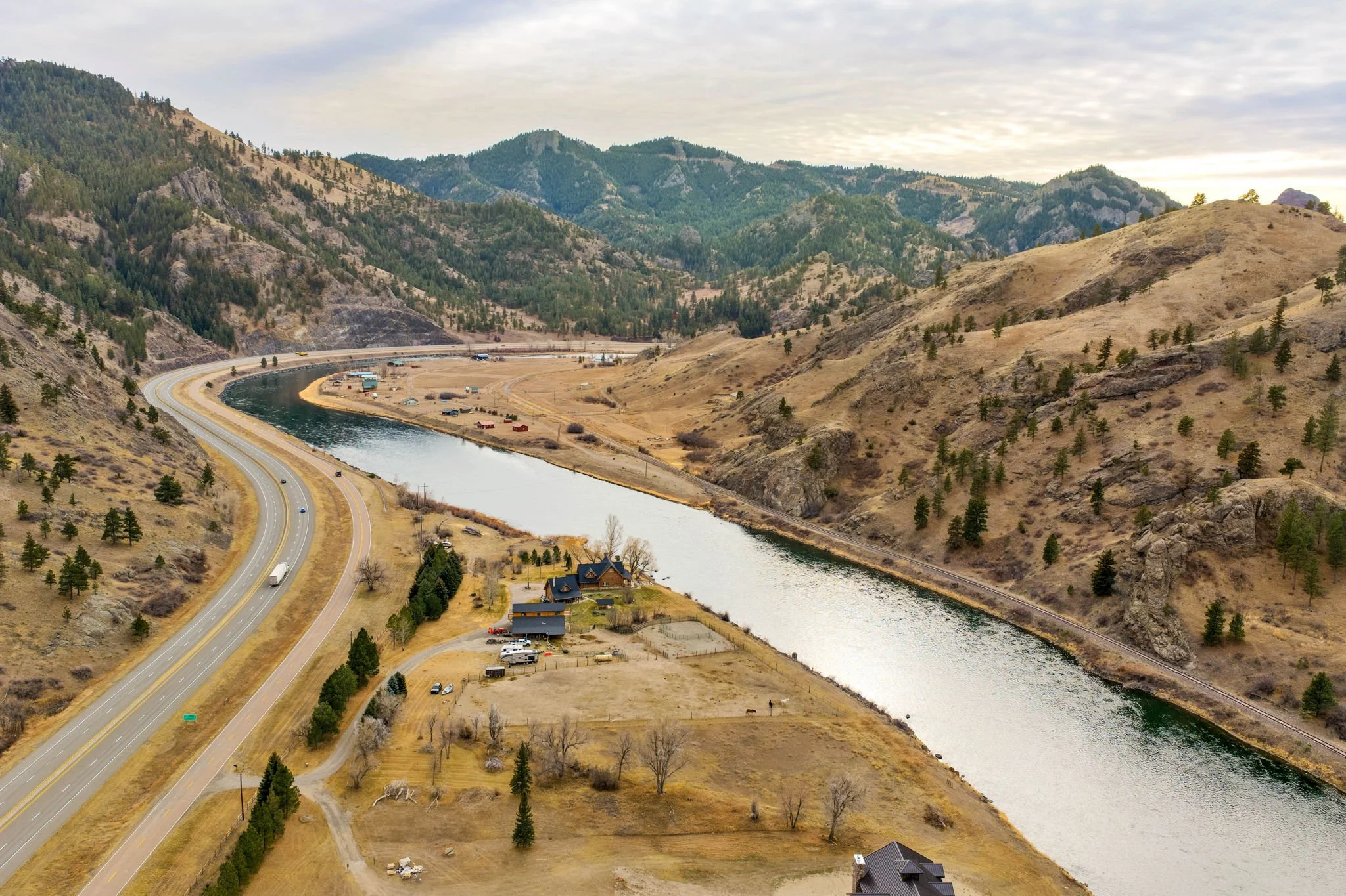 10-web-or-mls-REP-Space-2850-Old-US-Highway-91-Cascade-MT (10).jpg