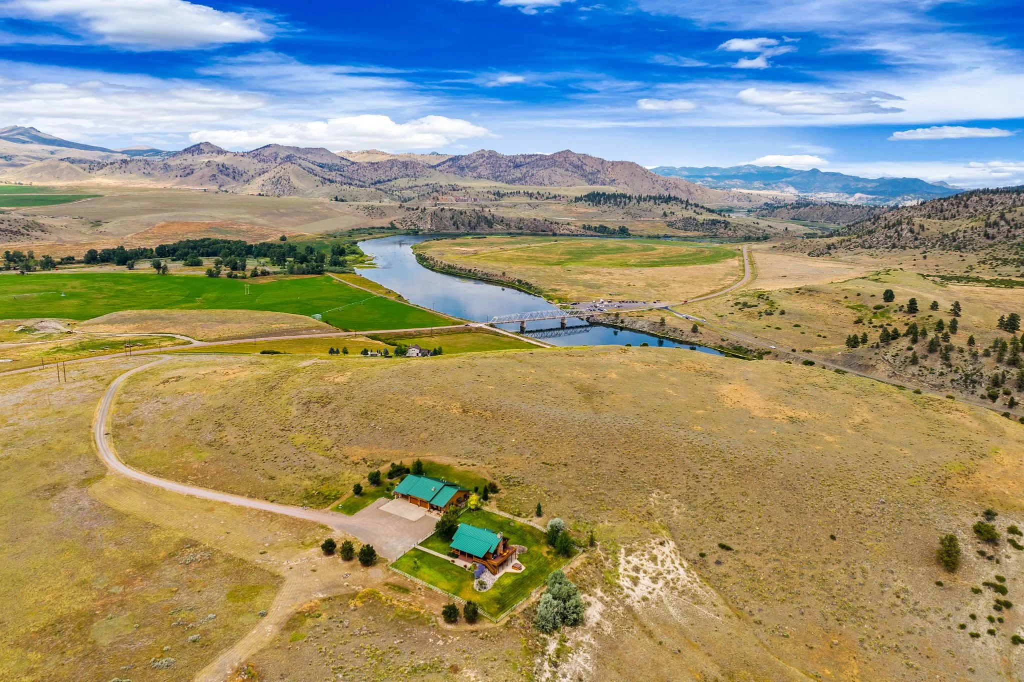 26-web-or-mls-REP-Space-1305-Craig-Frontage-Road-Wolf-Creek-MT (26).jpg