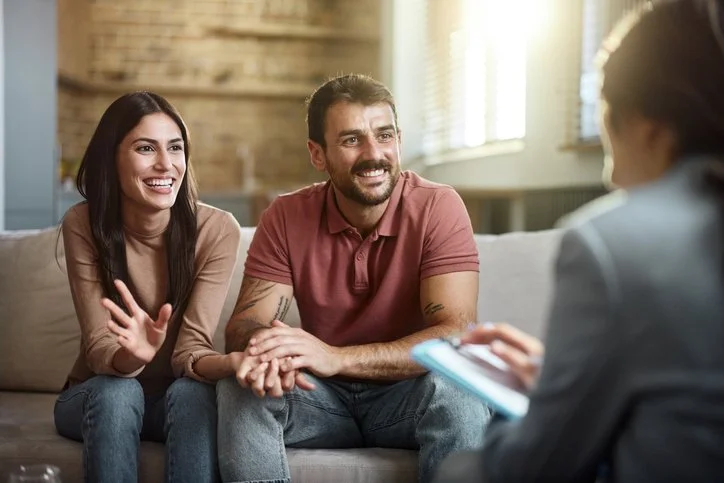 Couple meeting with Gottman Method trained psychotherapist for couples counselling