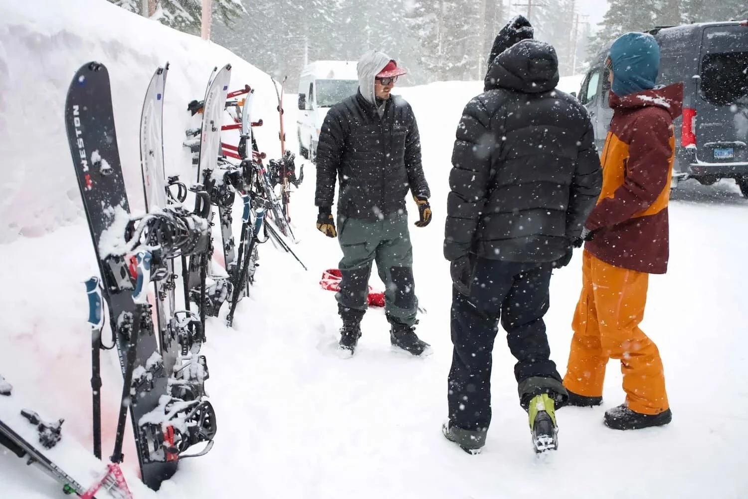Guided alpine splitboarding course near Mammoth Lakes