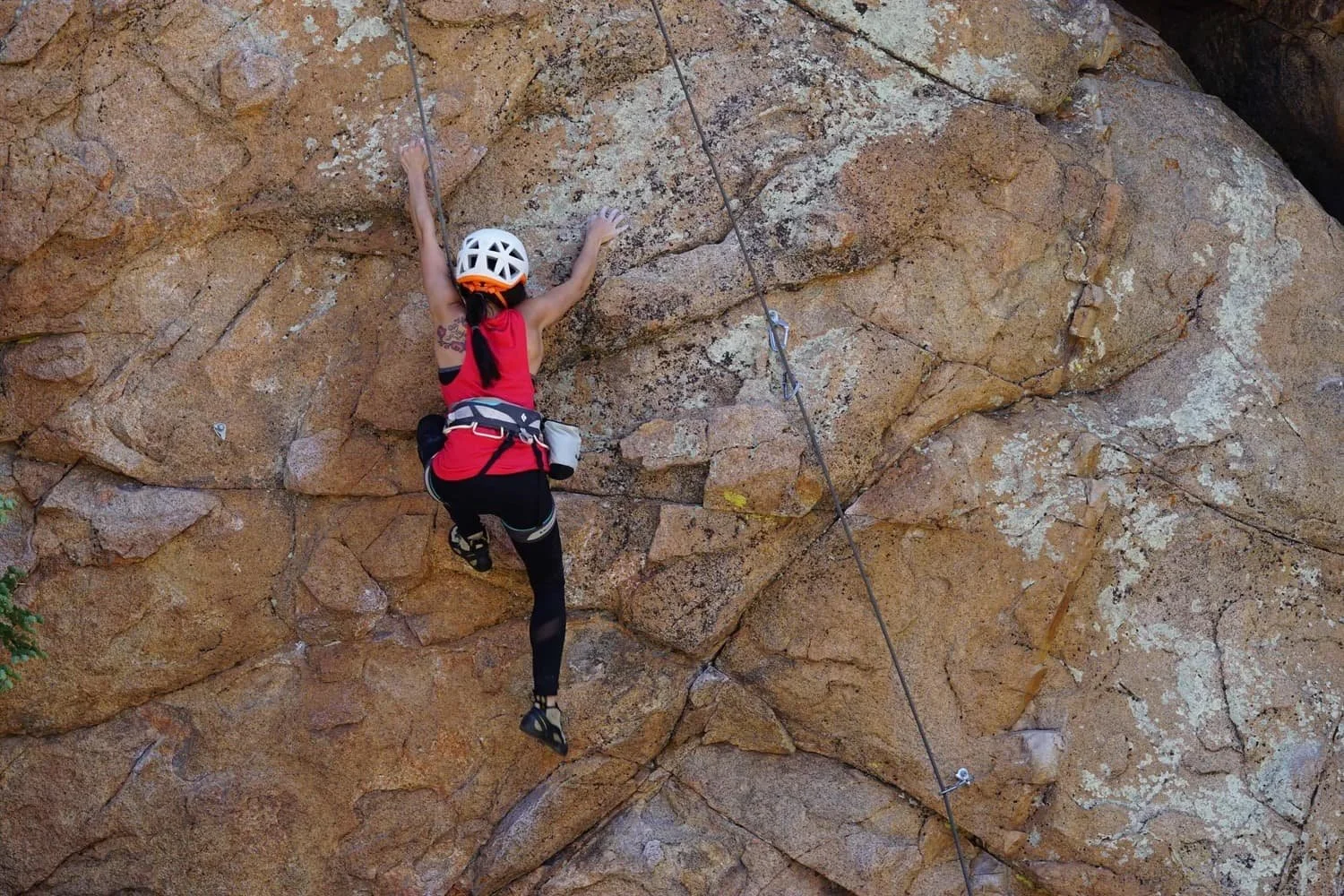 Scenic climbing session on granite formations in Holcomb Valley