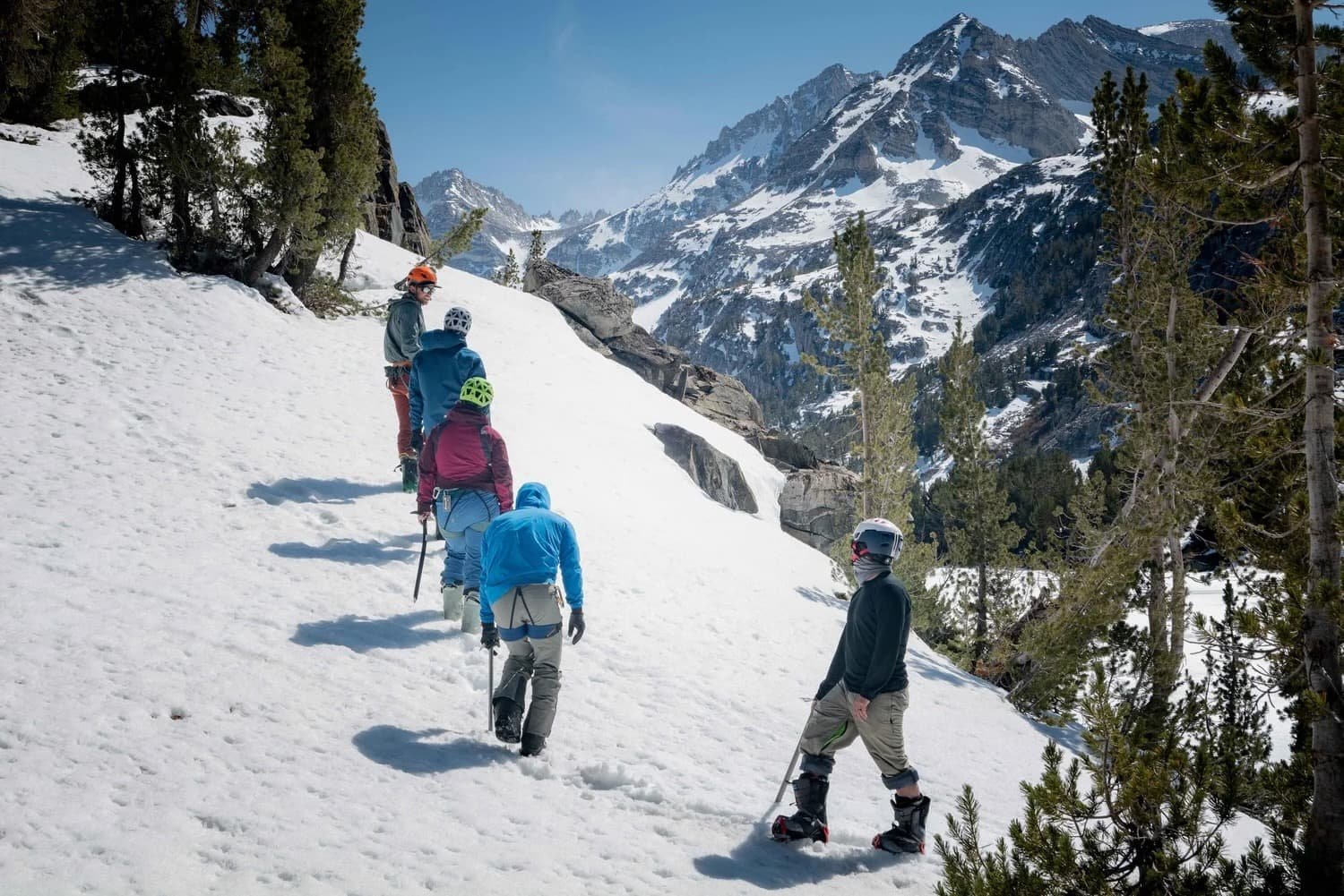 Certified mountain guides leading ski and splitboard courses in the Eastern Sierra