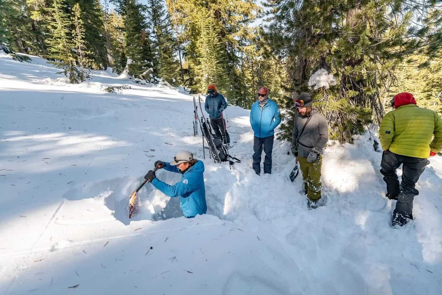 AIARE Level 1 avalanche course in the mountains around Mammoth Lakes