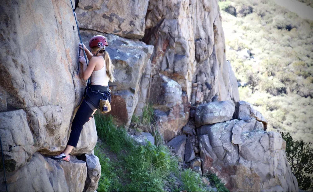 Family rock climbing adventure in Mission Gorge with professional guides