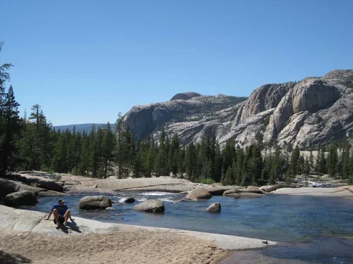 Multi-day guided backpacking in Yosemite’s high country