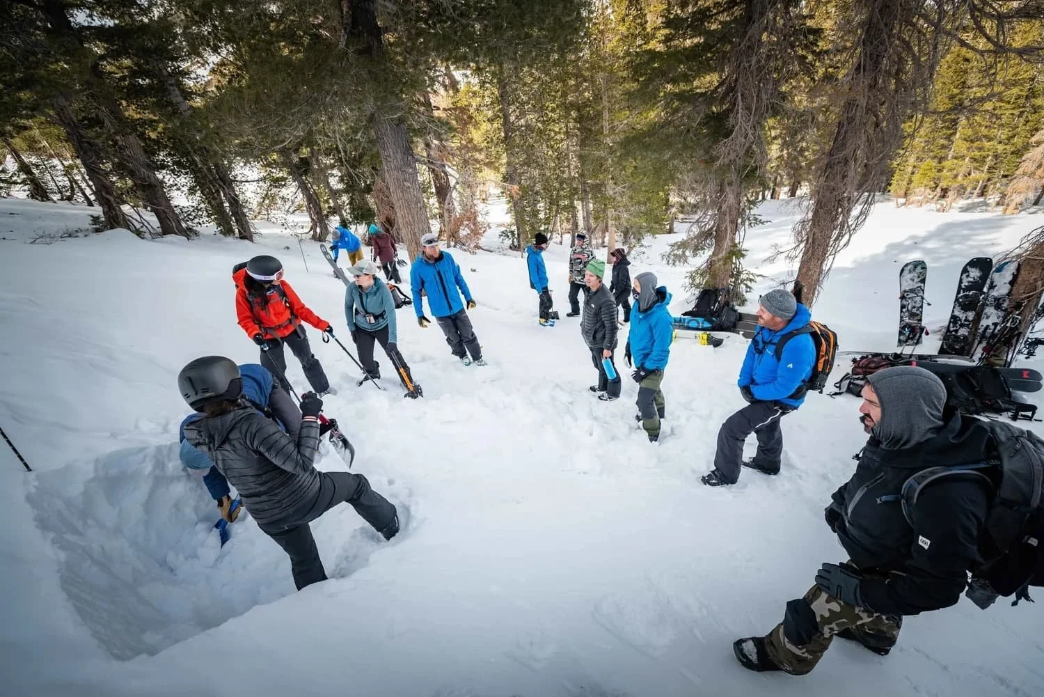 Avalanche safety training for skiers and splitboarders in Mammoth Lakes