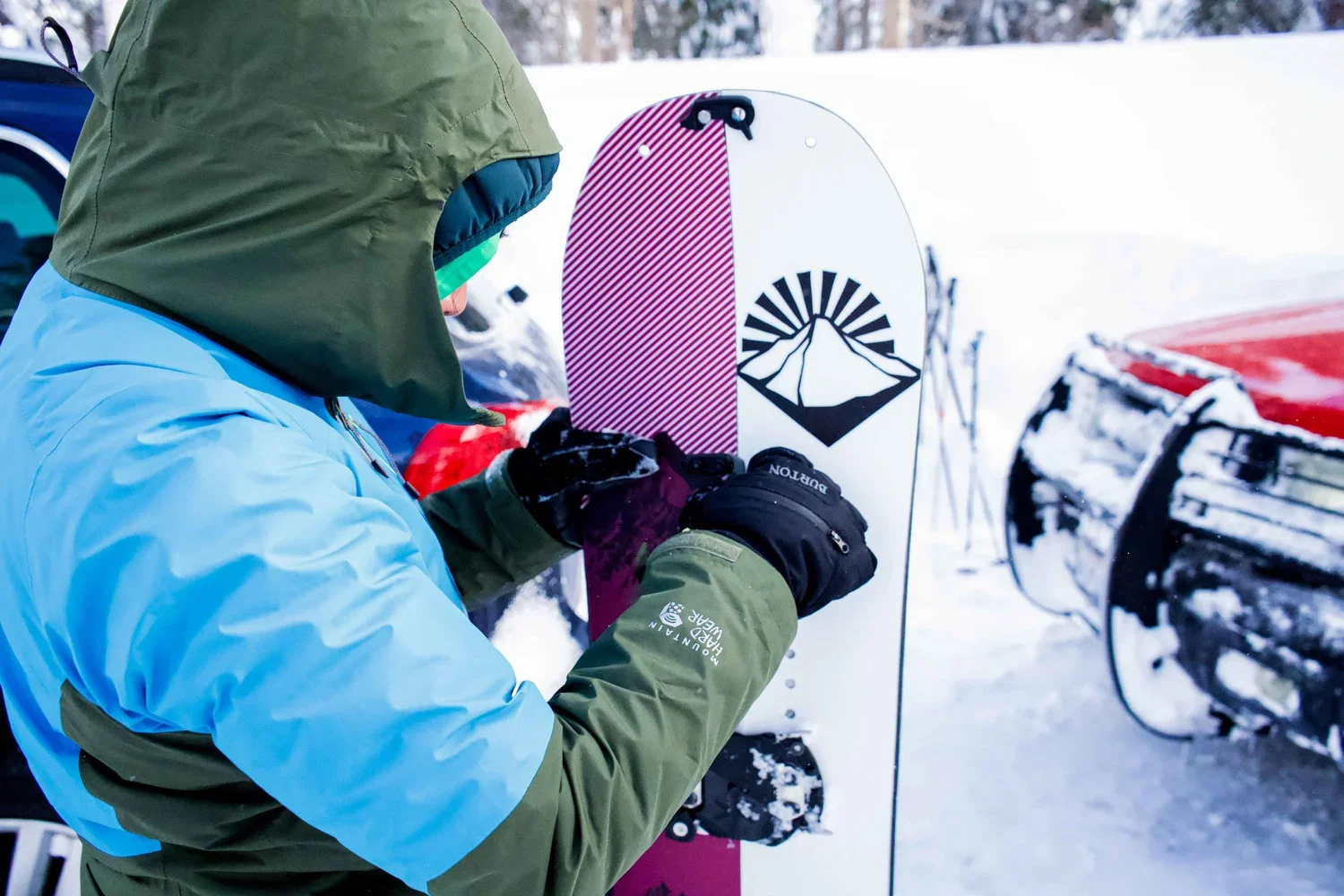 Certified mountain guides leading splitboarding courses in the Eastern Sierra