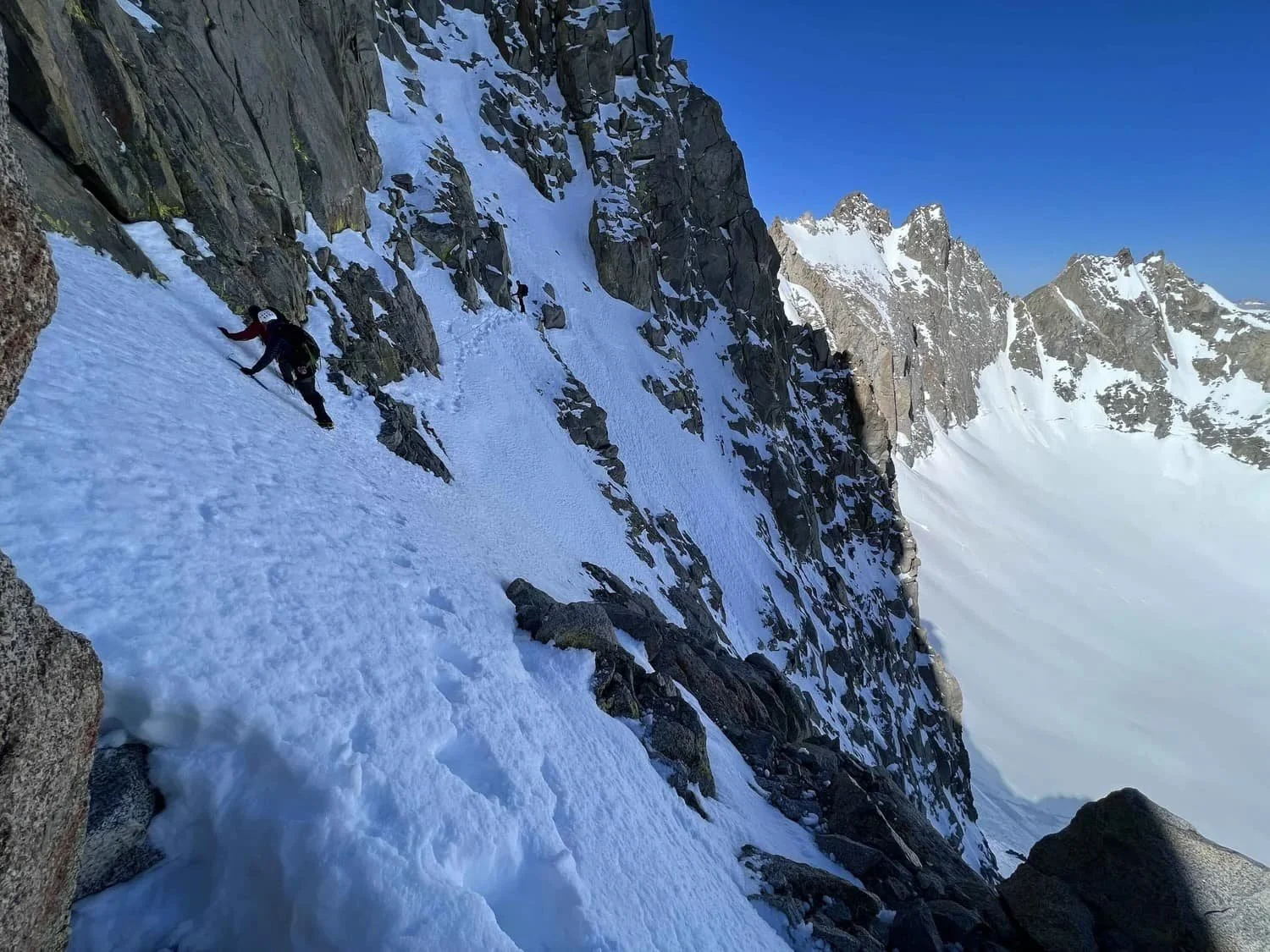 Mountaineering course focused on safe travel in alpine terrain of the Eastern Sierra