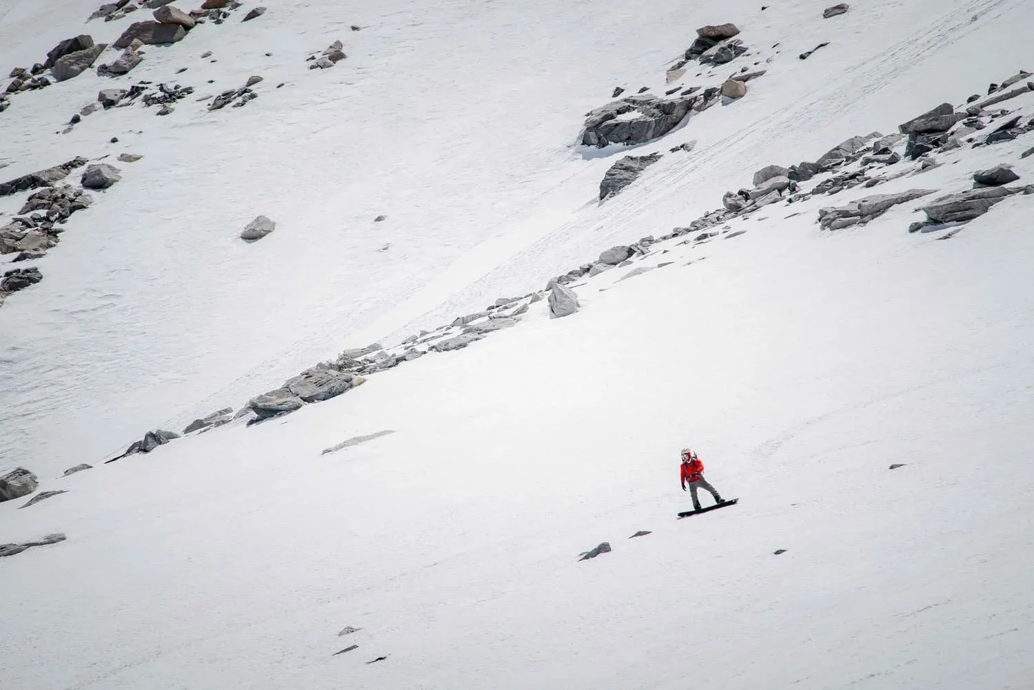 Backcountry skiing and splitboarding course with certified guides in the Eastern Sierra