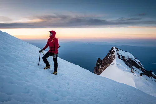 Mount Shasta // Avalanche Gulch & West Face 3 Day Climb Registration