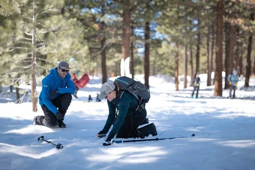 Small group AIARE avalanche course in the Eastern Sierra mountains