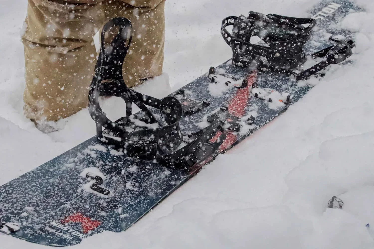 Small group backcountry splitboarding lesson near Mammoth Lakes