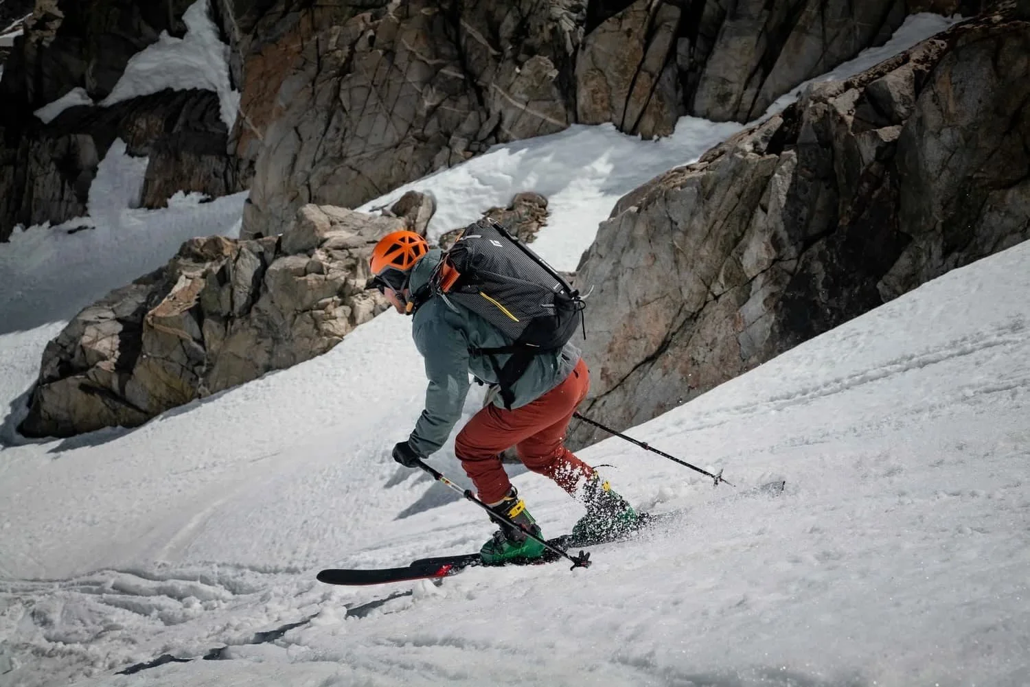Small group ski touring and splitboarding training in the Eastern Sierra