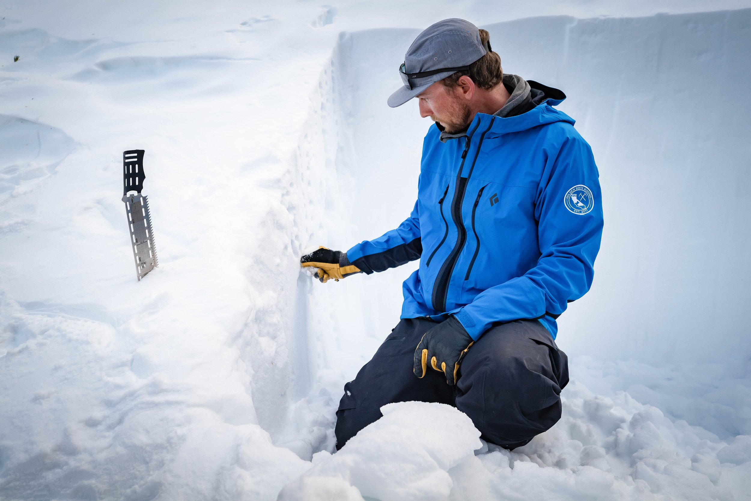 Guided splitboard touring adventure near Mammoth Lakes