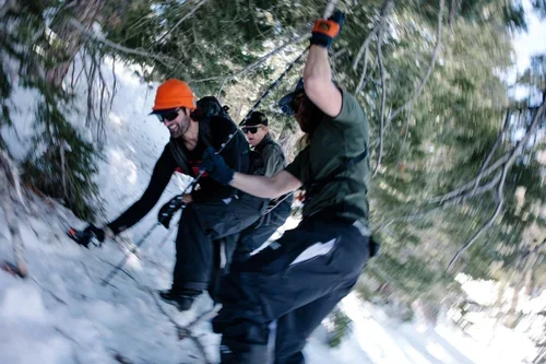 AIARE avalanche course focused on decision making and safety in the Eastern Sierra