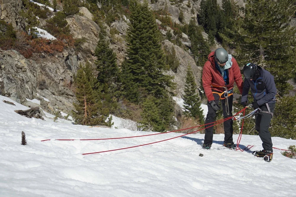intro-to-mountaineering-course-eastern-sierra-2.webp