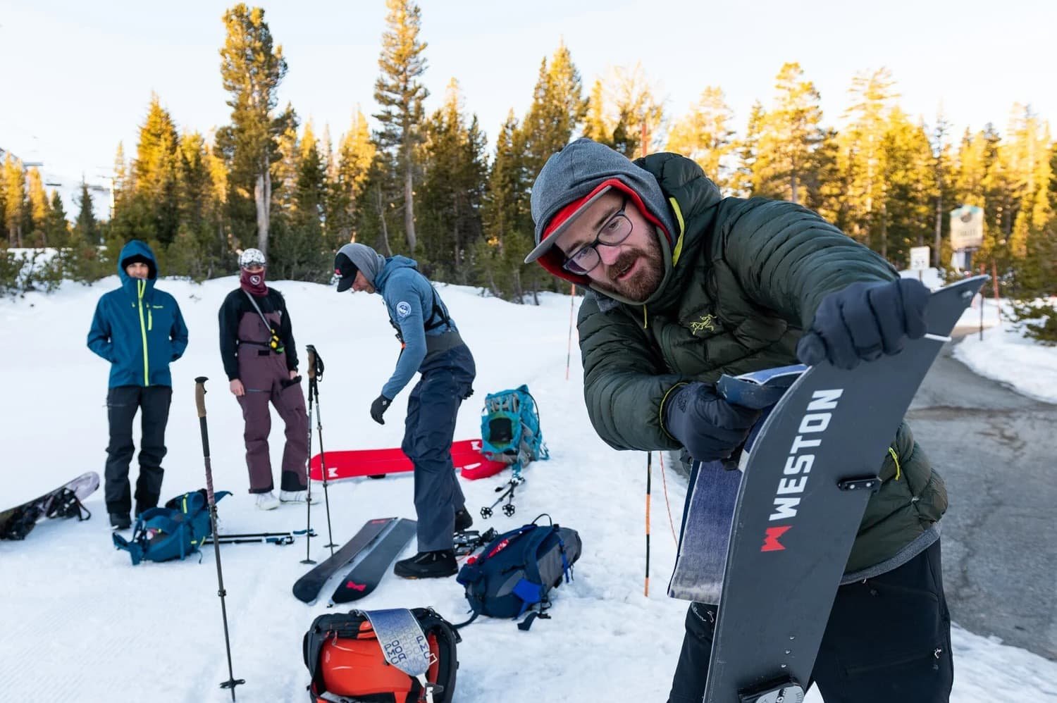 Scenic powder skiing and splitboarding in the Eastern Sierra backcountry