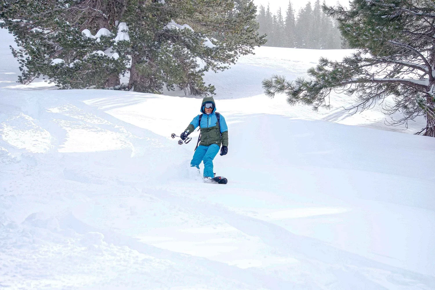Backcountry splitboarding education near Mammoth Lakes