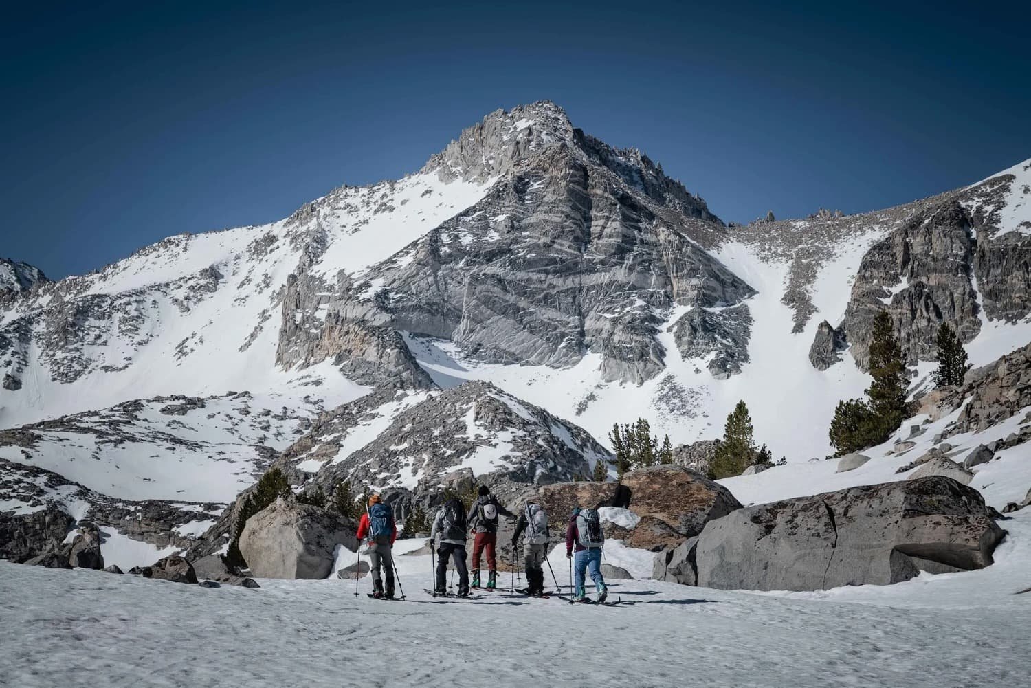 Introductory backcountry skiing and splitboarding class in the Eastern Sierra