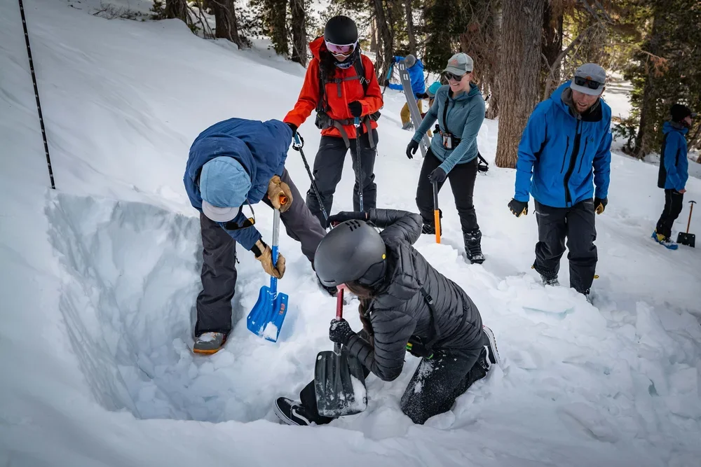 Professional avalanche education for backcountry travelers in the Eastern Sierra