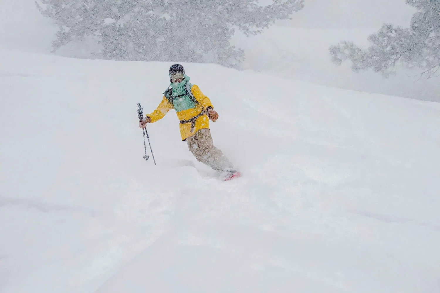 Backcountry splitboarding lesson in the Eastern Sierra