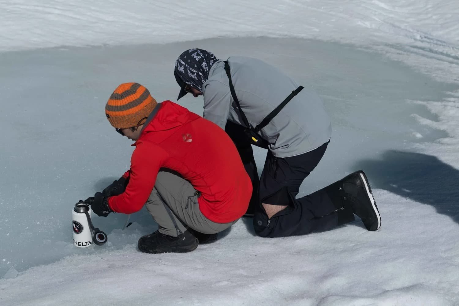 Splitboarding and ski mountaineering course in the Eastern Sierra