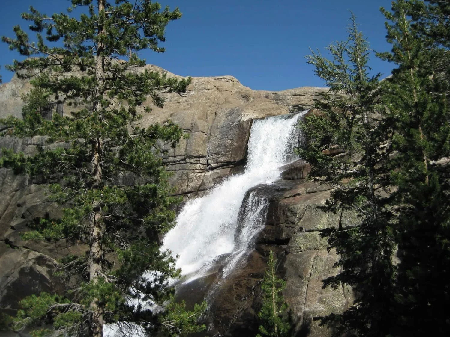 Guided overnight wilderness travel in Yosemite