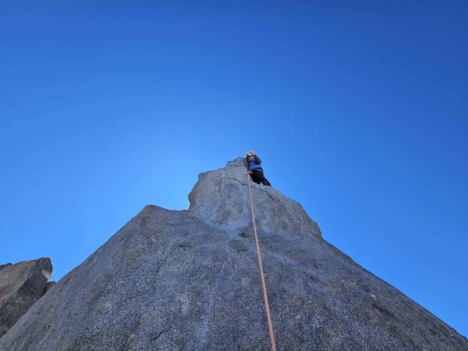 Intro to alpine climbing course in the Eastern Sierra with professional guides