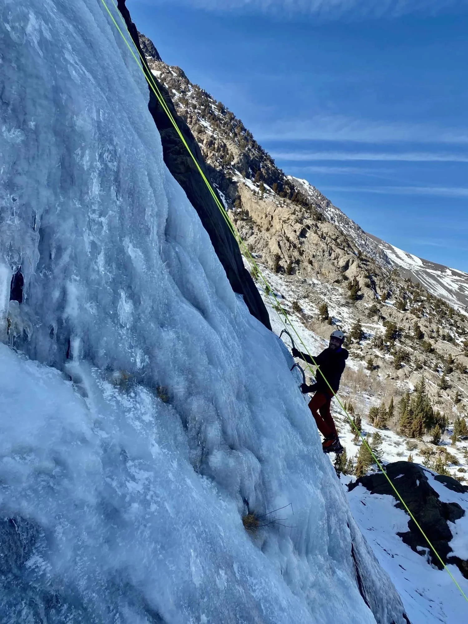 Guided winter climbing class for learning ice climbing fundamentals