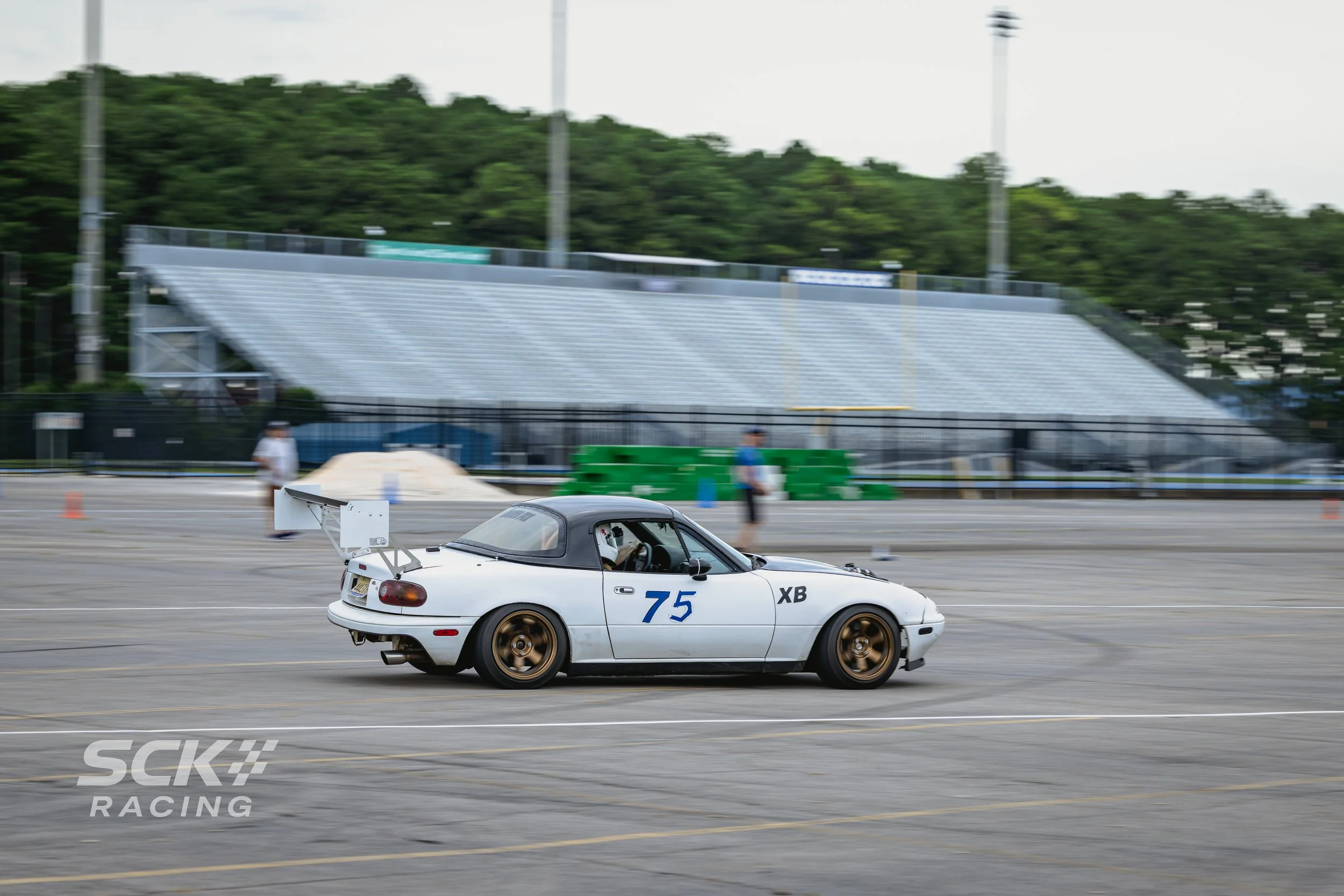 TAC_E5_3315.jpg