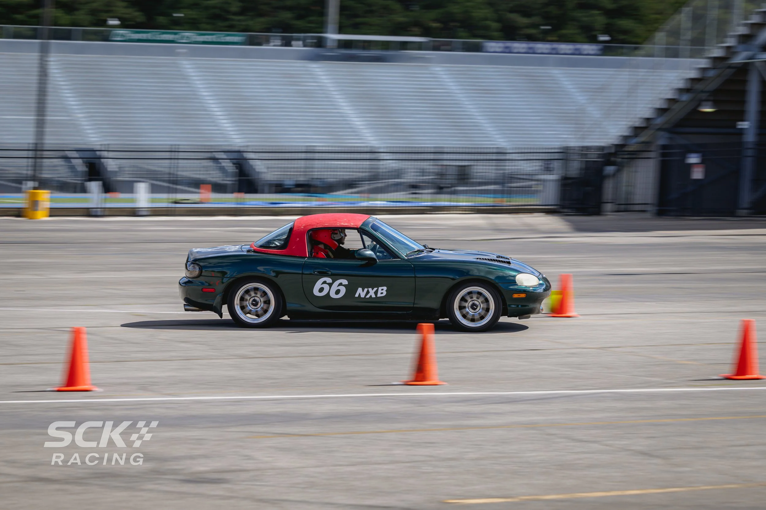 TAC_E9_7237.jpg