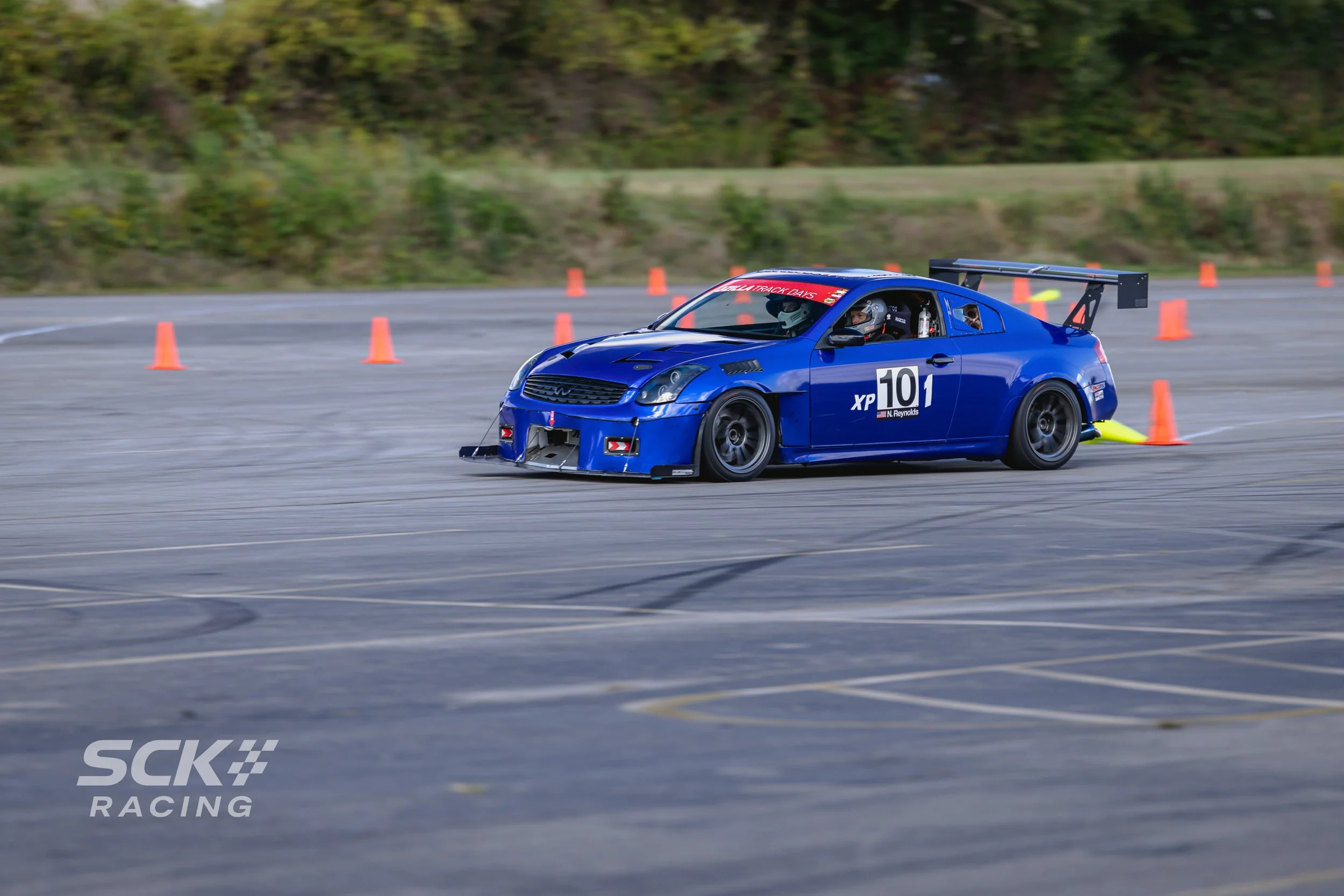 TAC_E9_850.jpg